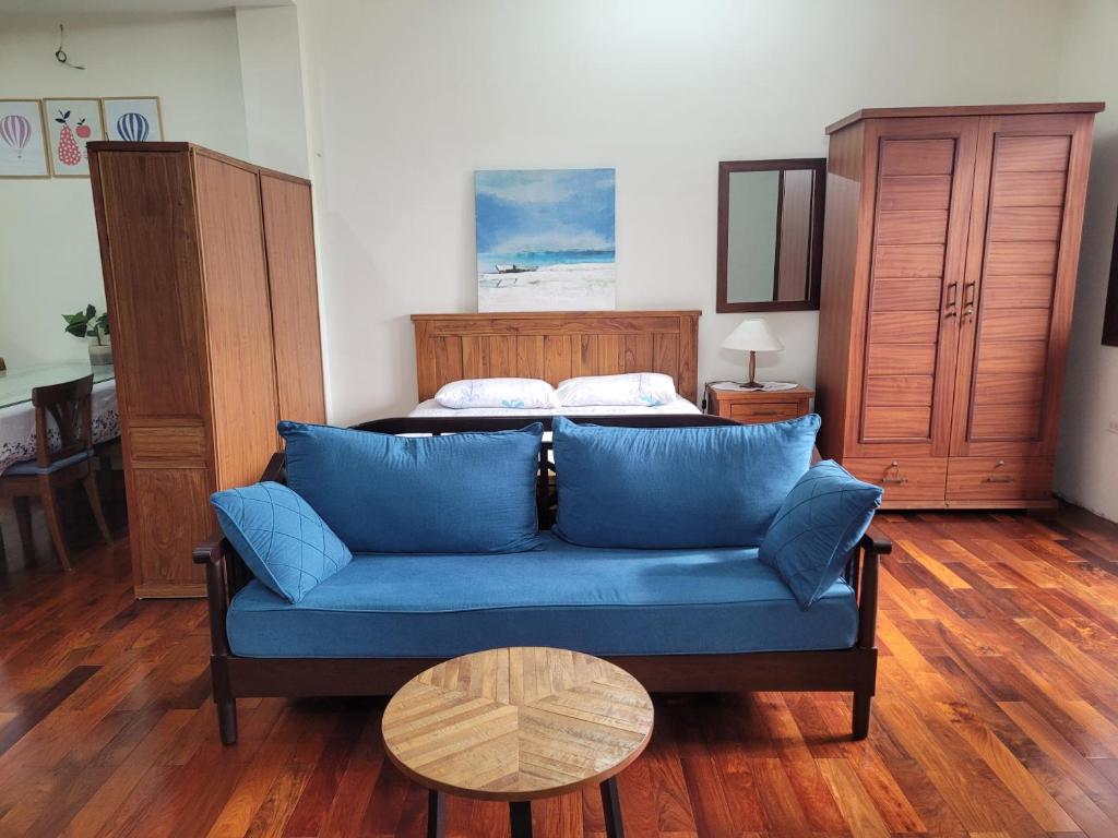 The Delice house near Train street, old Quarter – Hanoi